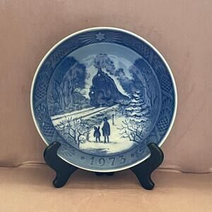 1973 Royal Copenhagen Christmas Collection Plate Vintage
